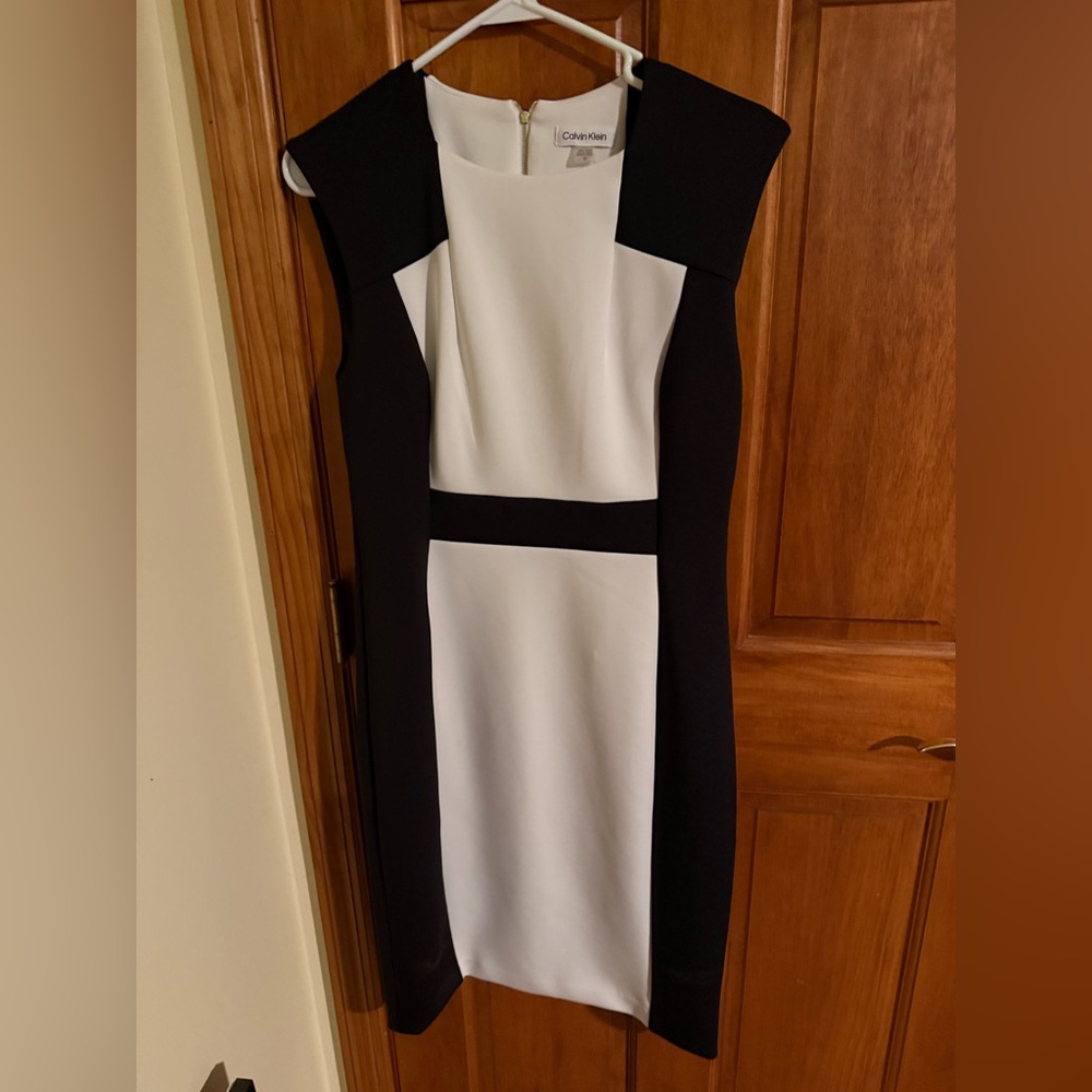 NWOT Calvin Klein Elegant Black and White Dress  sleeveless